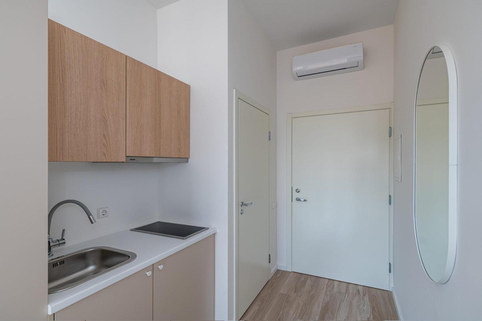 Studio On Laisves Aleja, Central Kaunas - Self Check In Экстерьер фото